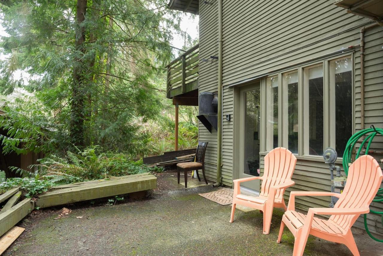 In The Woods, Pets Allowed Appartement